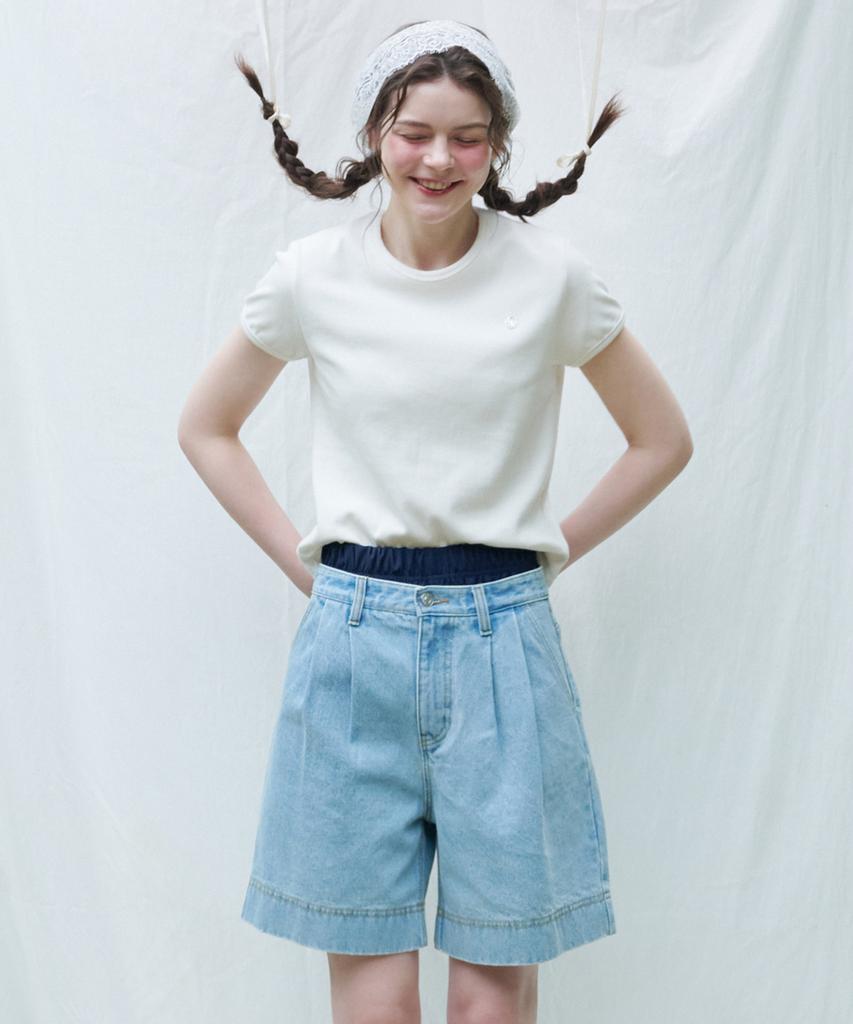 LOSSYROW Two-Tuck Wide Denim Shorts Light Blue