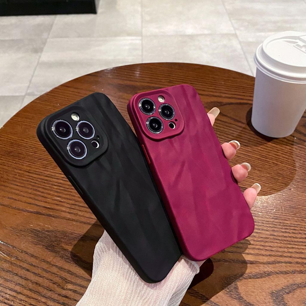 Pokročilý smysl pro pouzdro na mobilní telefon Iphone17 14promax 13 11 Matný plisovaný 12 Měkký obal Proti pádu 16