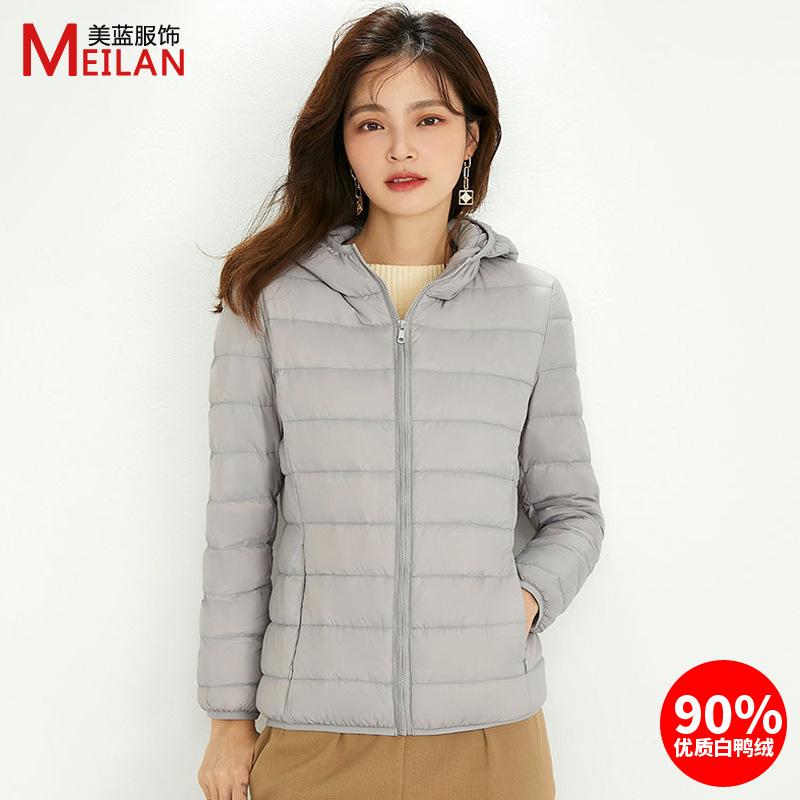 Down women's hooded down jacket women's light and thin short large size light foreign style white duck down jacket Pinghu down jacket batch