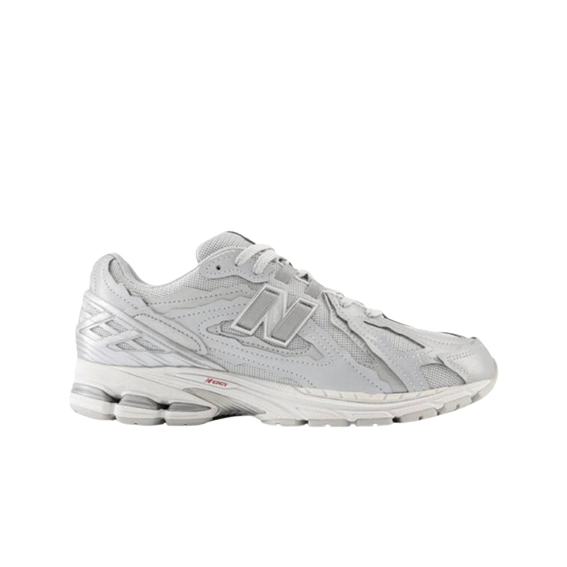 

Мужские кроссовки New Balance 1906D Protection Pack серебристый металлик M1906DH