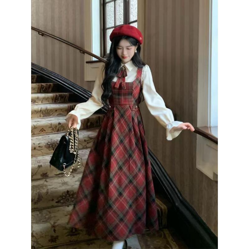 Autumn and Winter New French Retro Suit Blouse and Plaid Strapback Dress