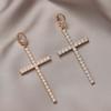 Zirkonkristall Kreuz Ohrringe Gothic Ohr Accessoire Personalisierter Kruzifix Hängeohrring Geschenk
