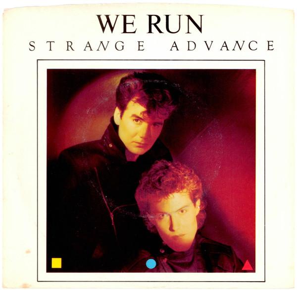 

7inch Record STRANGE ADVANCE - We Run PB5470 Capitol Records 1985 US Rock Used