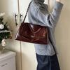 Solid color simple large-capacity foreign gas bag women's 2025 new trendy underarm commuter chain single shoulder tote bag
