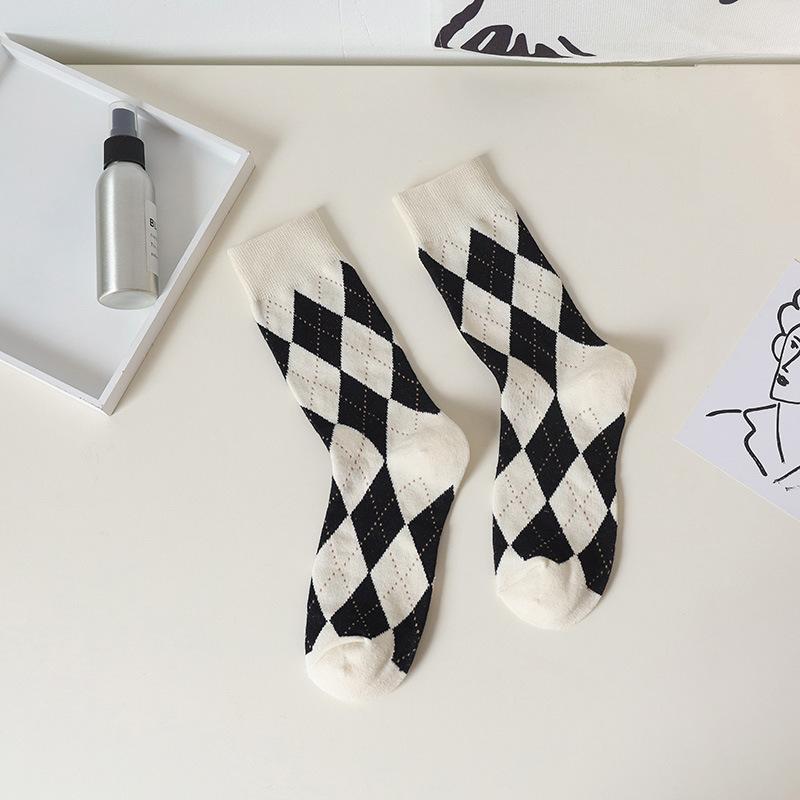 Dámské jarní a letní čistě bavlněné retro kosočtvercové podkolenky pro studentky