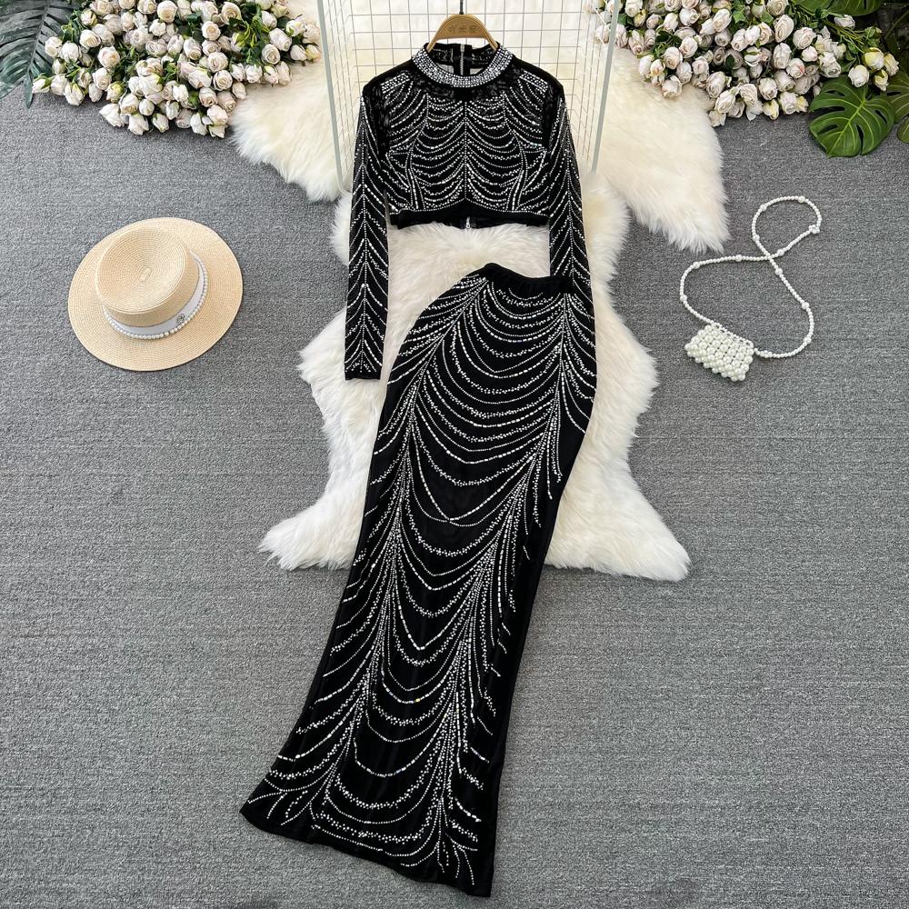 Fashion Suit, Fashion Long-sleeved Stand-up Collar, Slim-fitting Diamond-encrusted Short Top, Two-piece Set, High-waisted Fishtail Skirt.