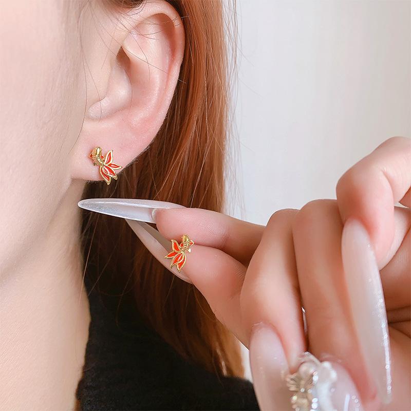 New Creative Fashion Transport Koi Golden Carp 925 Sterling Silver Personality Fish Animal Earrings E002
