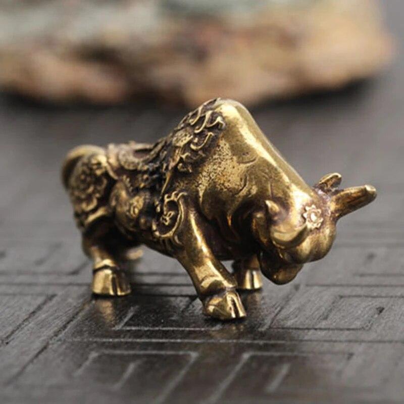Brass Lucky Bullfighting Statue Copper Animal Miniature Figurine Pendant Home Ornaments