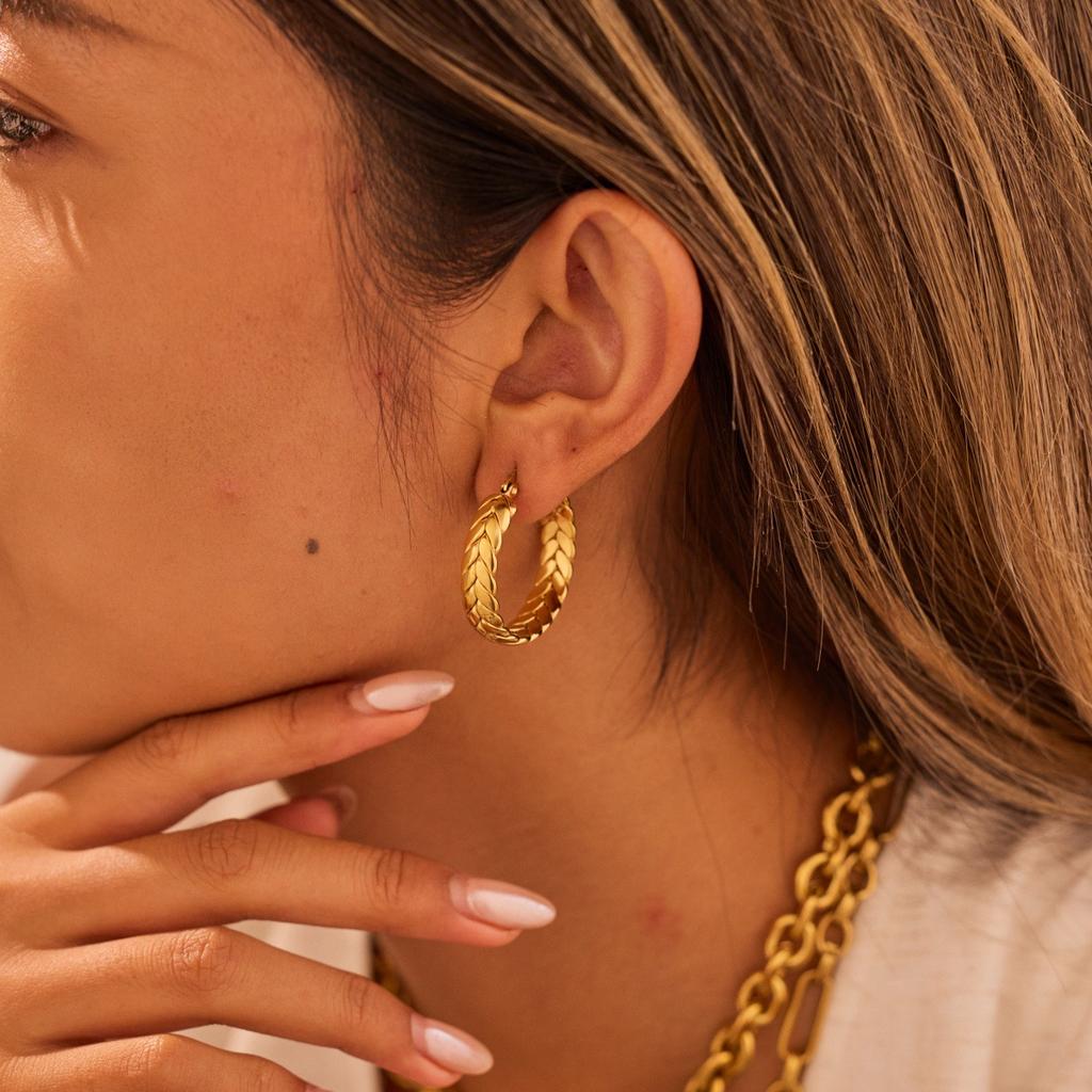 GEMCHIC Women's Geometric Woven Hoop Earrings, Gold Plated Stainless Steel Huggie Earrings for Women