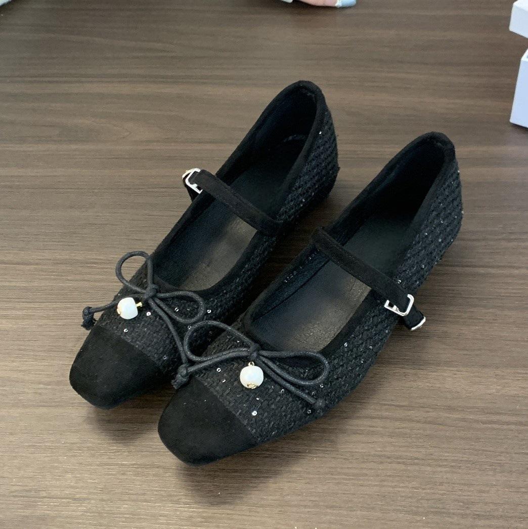 

Туфли-лодочки Xiaoxiangfeng с мелким вырезом женские 2025 новая весна французский ретро нежный сказочный стиль толстый каблук туфли Мэри Джейн 35 чёрный