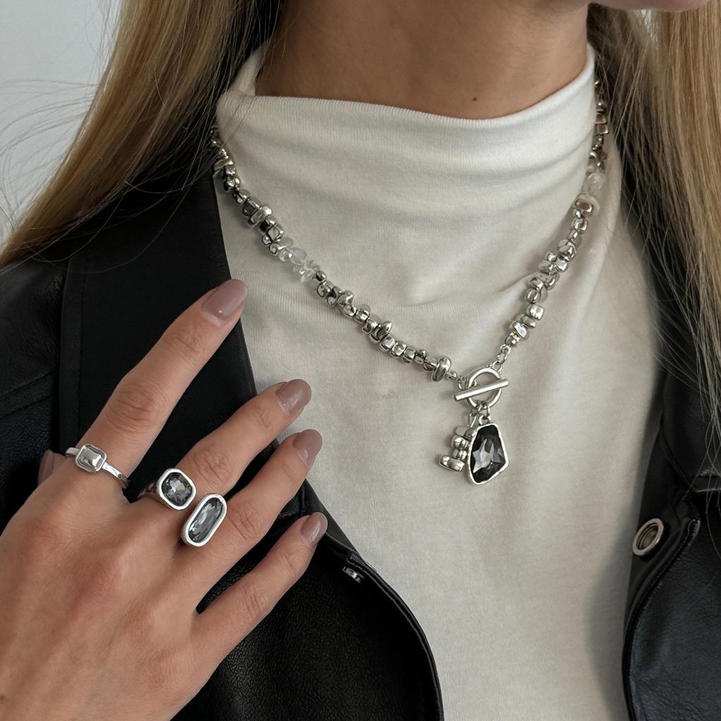 Personalized Irregular Ccb Beaded Ot Buckle Necklace, Fashionable Black Acrylic Diamond Pendant Collarbone Chain