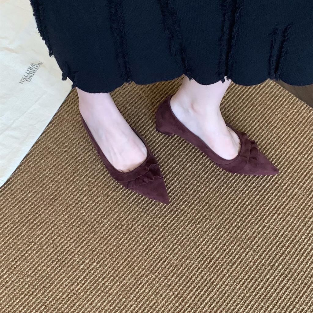 French thick heel suede pointed single shoes women's shoes 2025 new spring and autumn ruffle edge middle heel black commuter shoes