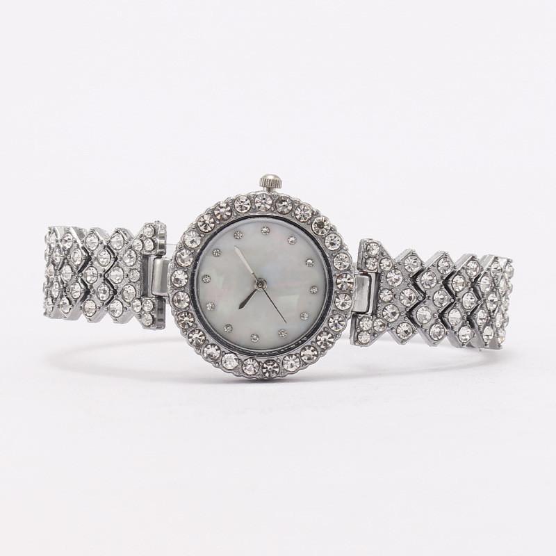 Stylish Jewelry Style Girl Wristwatch With Quartz Movement And Indicator