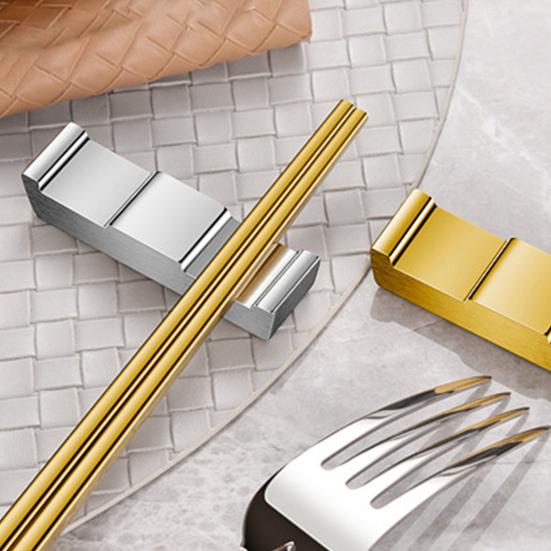 Nerezová podložka na hůlky Potravinová podložka na nože Snadné čištění Držák na příbory proti otiskům prstů ve stylu Palace