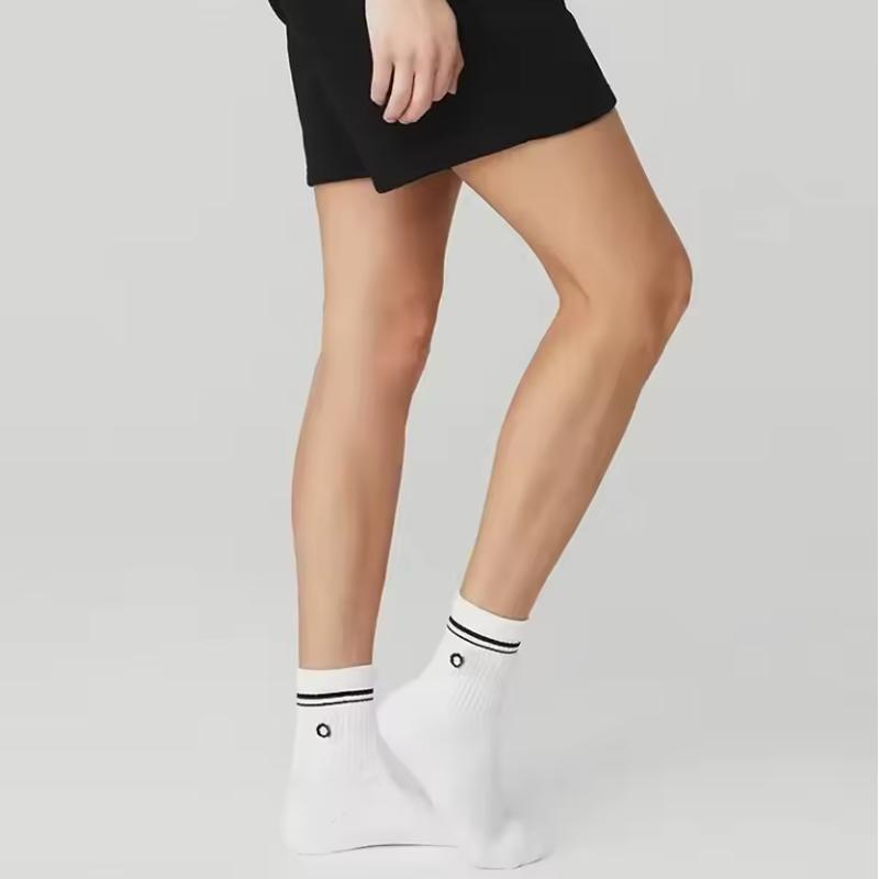 4 Pairs Cotton Female Yoga Sports Sock, Medium Long Socks, Pilates Fitness Sports Four Seasons High Quality Women's Yoga Sock