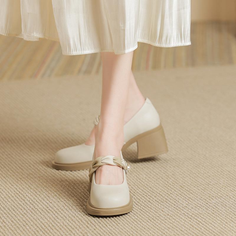 Soft leather wind small leather shoes spring and autumn platform single shoes Mary Jane shoes