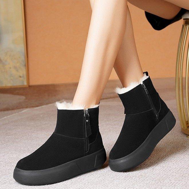 Winter snow boots women's soft leather short boots with fleece and thickened fur integrated flat-bottomed warm and cold-resistant cotton shoes