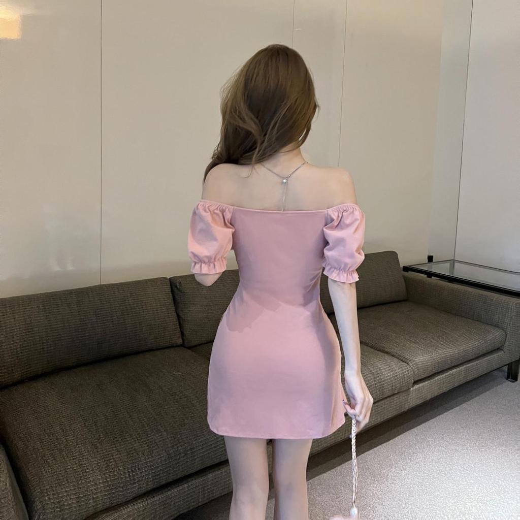 Bubble Sleeve V-Neck Dress: Elegant Low-Cut Dress with Ruffles, Pleats, and Tummy-Concealing Slim Fit for Women