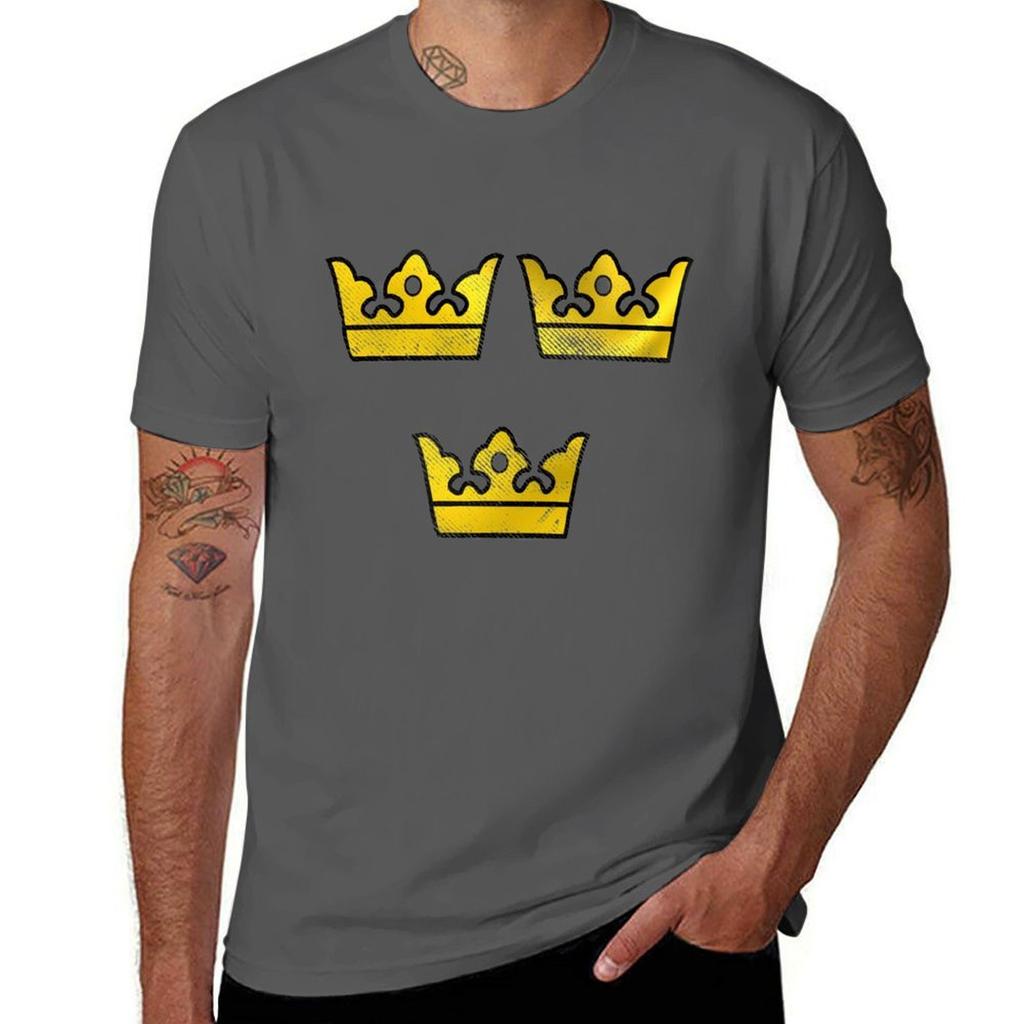 3 Three Crowns Tre Kronor of Sweden Swedish Coat of Arms Distressed T-Shirt t shirt man casual T-Shirt