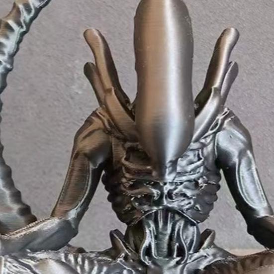 3D Printed Alien Figurine, Zen Meditation Alien Desktop Ornament, Collectible Sculptures for Sci-fi Fans