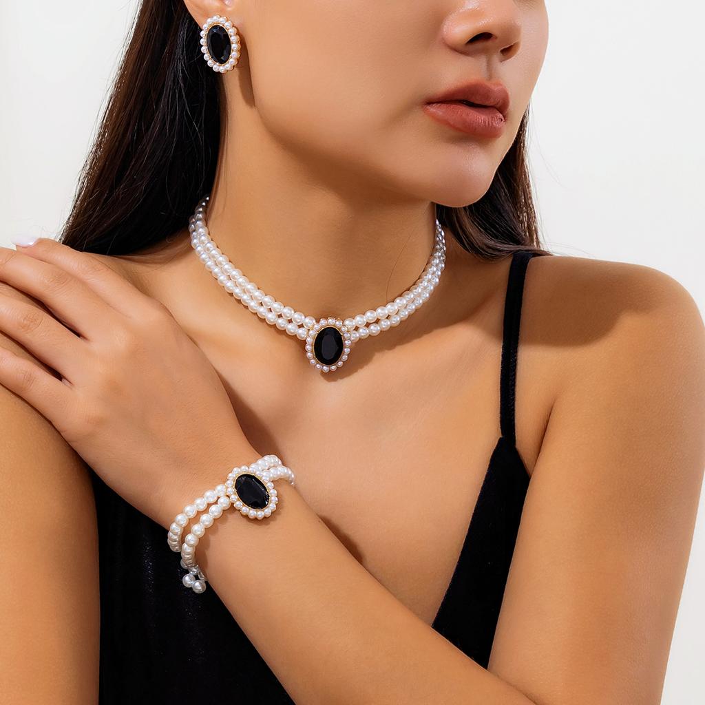 French Elegant Multi-Layer Imitation Pearl Necklace, Light Luxury Beaded Gemstone Necklace Set