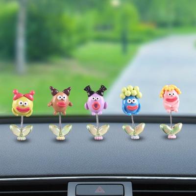 Cute Cartoon Swinging Shake Head Car Ornament Simple Lovely Spring Swinging Figure Decor Auto Interior Dashboard Accessories