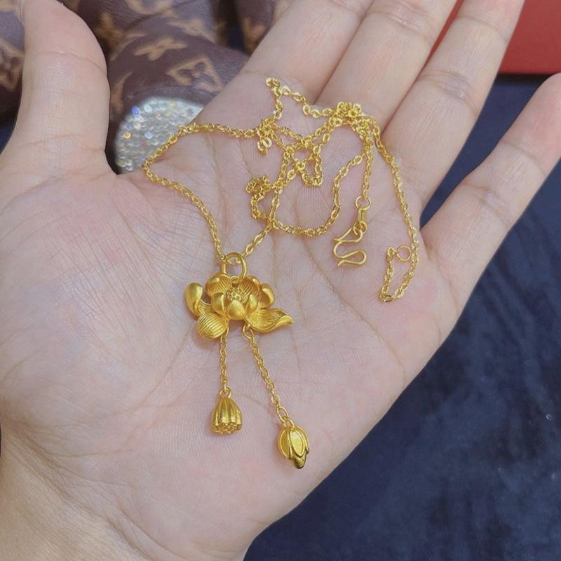 Lotus Pendant Women'S Same Necklace Ancient Craftsmanship Retro Imitation Gold Good Luck Lotus Lotus Jewelry Premium