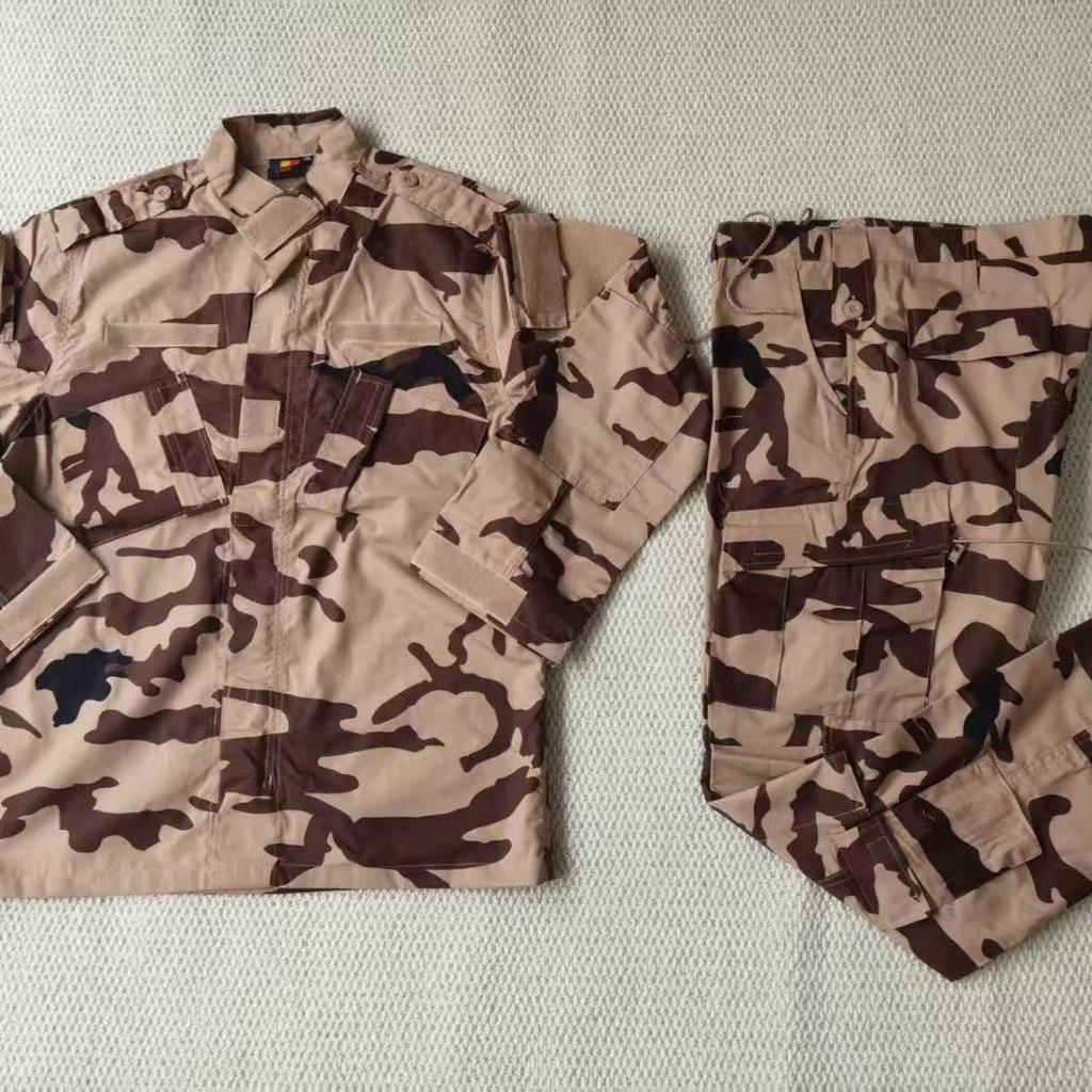 Men's Wear-Resistant Black Camouflage Tactical Suit for Spring/Autumn