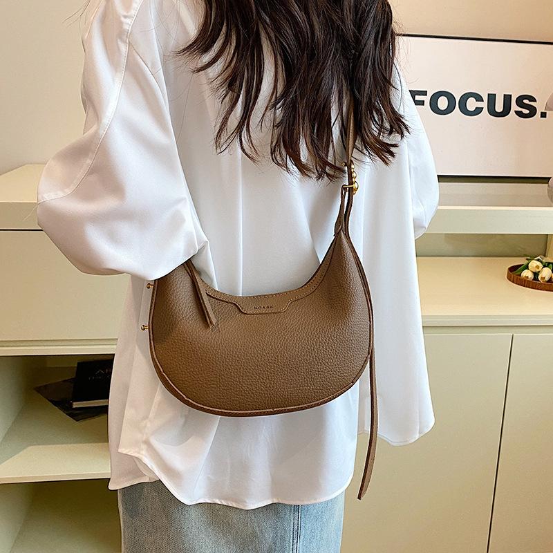 Crescent Bag Women's New Versatile Shoulder Messenger Bag High-end Casual Fashion Saddle Bag