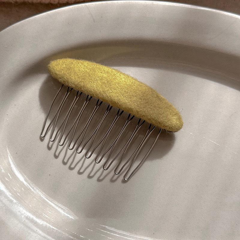 Korean Retro Woolen Hair Clip for Women - Elegant 2026 High-End Princess Comb for Bangs & Loose Hair Styling