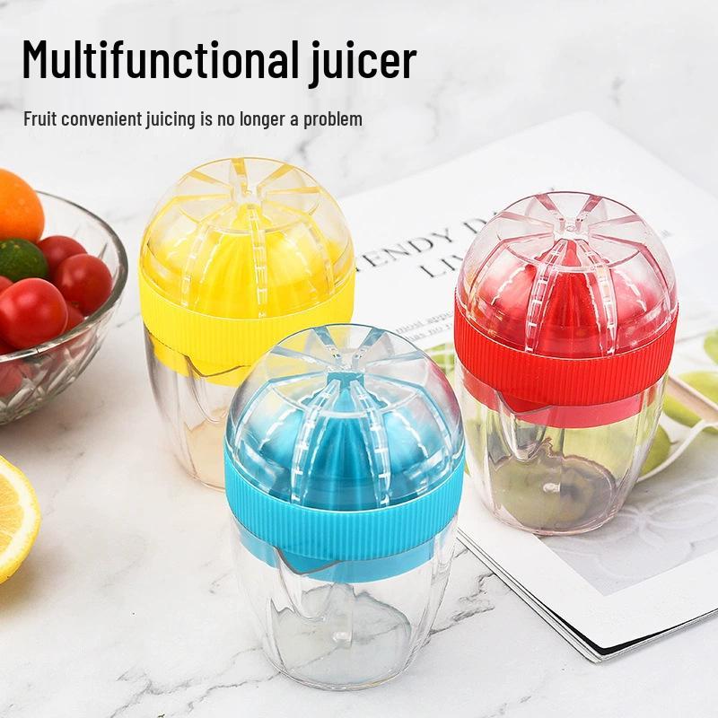 Manual Lemon Juicer: Portable Plastic Fruit Squeezer for Oranges