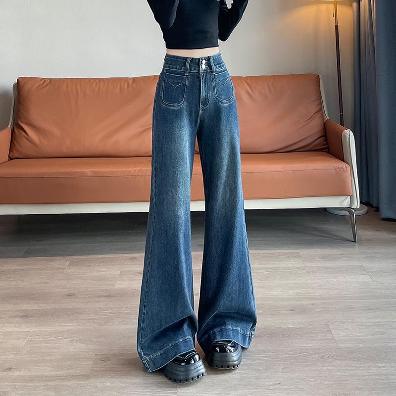 Black Micro-Flare Velvet-Enhanced Jeans for Women - Thickened, Slim-Fit, Wide-Leg, Autumn/Winter 2025 Collection M