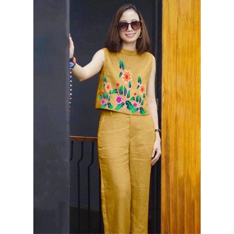 Fashionable, Comfortable and Casual Summer Sleeveless Printed Round Neck Top Suit for Women