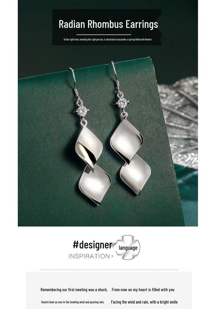 Chic Zirconia Double-Layered Leaf Dangle Earrings with Fresh Sequin Accents