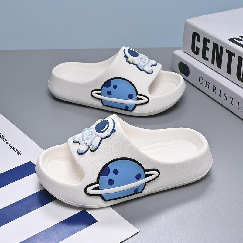 

Stylish Colorful And Boys Summer Slippers With Cartoon Pattern For Use Indoor 24-25 белый