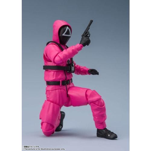 TAMASHII NATIONS S.H.Figuarts Squid Game Masked Soldier, Approximately 145mm, ABS & PVC, Painted Action Figure