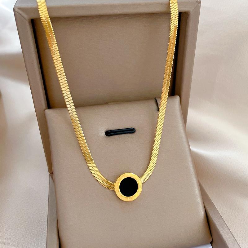 Geometric Animal Temperament Personality Minimalist Wind Furnace Real Gold Necklace Female Collarbone Chain