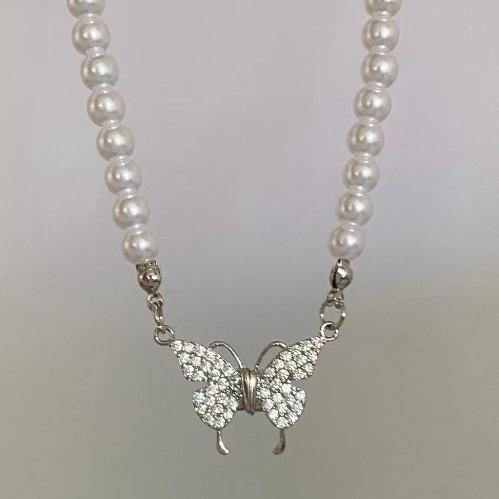 Silver Butterfly Pearl Necklace with Magnetic Detachable Design for Women - Delicate Micro-set Clavicle Chain