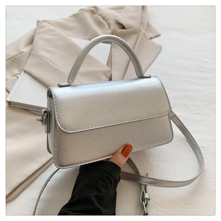 Retro shoulder bag women's 2025 new autumn hot-selling women's armpit bag high-end small square bag manufacturer