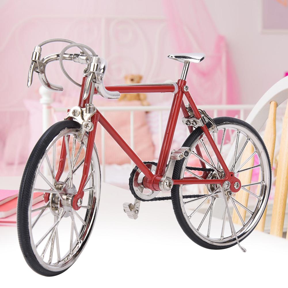 1:10 Mini Dollhouse Bicycle Alloy Miniature Simulated Bike Vehicle Model Toy AccessoryRed