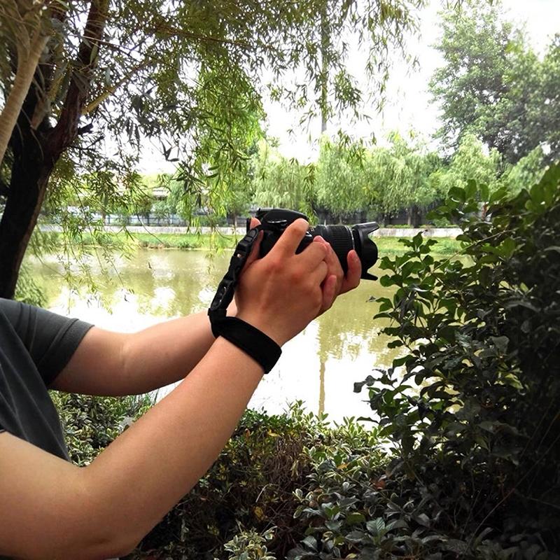 

Камера Наручный ремешок Легкий ремешок для руки камеры Быстросъемный Надежный ремень-слинг для камеры Для Canon/Nikon/Sony Fujifilm Зеркальная камера 23CM чёрный