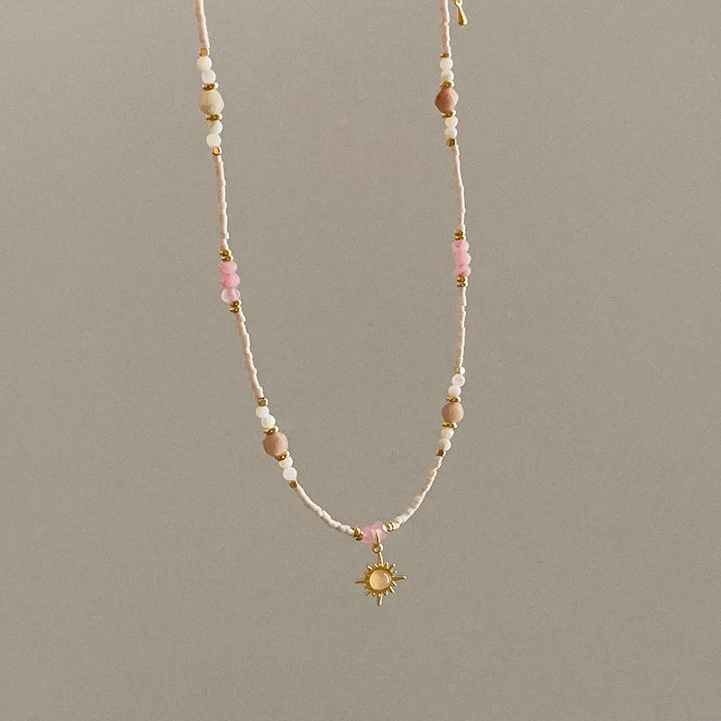 Retro Ethnic Style Colored Natural Stone Beaded Necklace Women'S Light Luxury High Sense Elegant Versatile Neck Chain Collarbone Chain