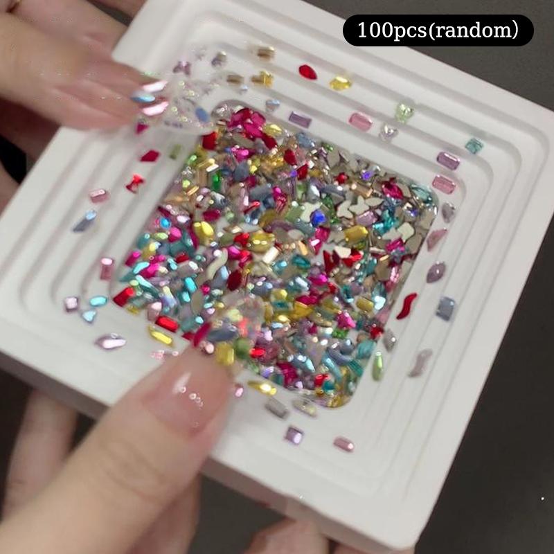 

100 шт. Конфеты Сода Ювелирные изделия Шармы для ногтей Заостренное дно Блестящие Многогранные Украшения-бриллианты для ногтей Маникюрные аксессуары