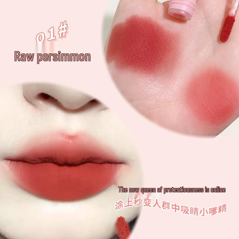 Бархатистый мист для губ Xixi Heartbeat - Милый клубничный медведь, мягкое туманное покрытие для осветления и смягчения губ, идеально для осени/зимы.