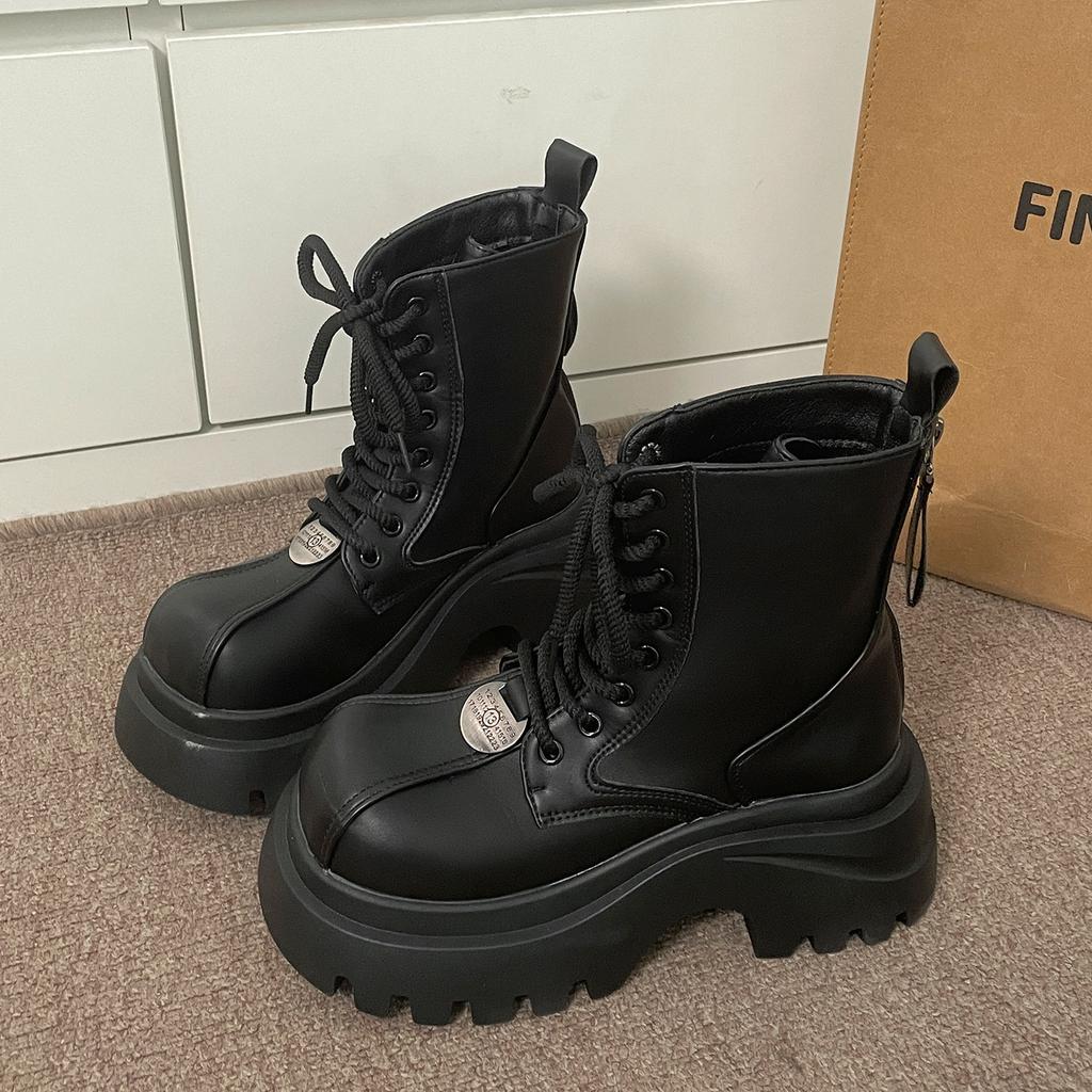 Bottes Martin à plateforme polyvalentes rétro marron pour fans de Queen, nouvelles bottines courtes rehaussantes automne 2025 pour femmes, style britannique