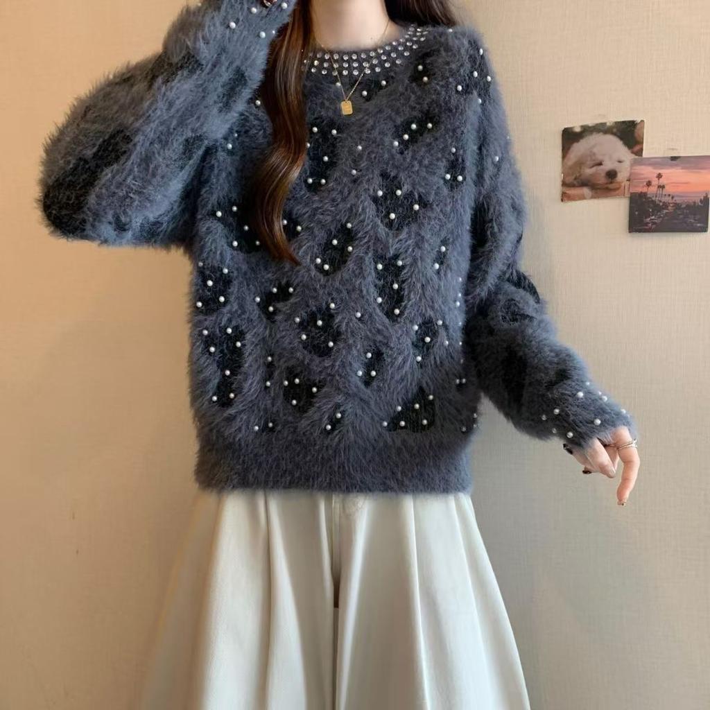 Autumn Winter Women's Mink Fleece Sweater Beaded Color Block Crew Neck Pullover Sweater Soft Warm Knit Top