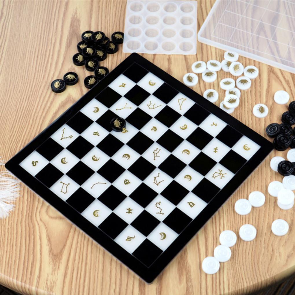 Formy do odlewów z żywicy Silikonowa szachownica DIY Ręcznie robione akcesoria Międzynarodowe warcaby do ciasteczek Czekoladowe dekoracje