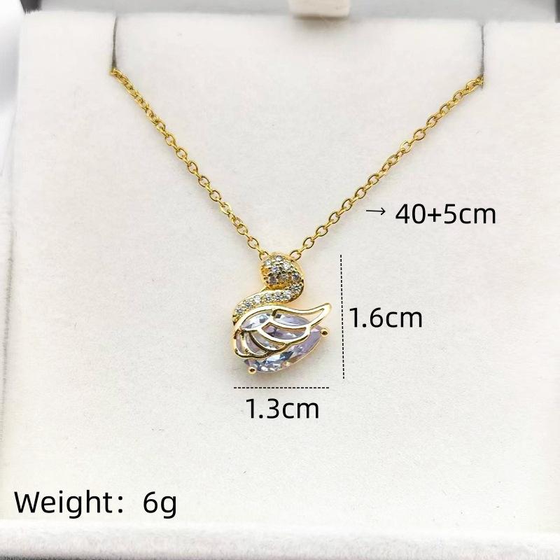 1 Pcs Fashion Little Swan Copper Pendant with Rhinestone Necklace Female Collarbone Chain Girls' Elegant Accessories
