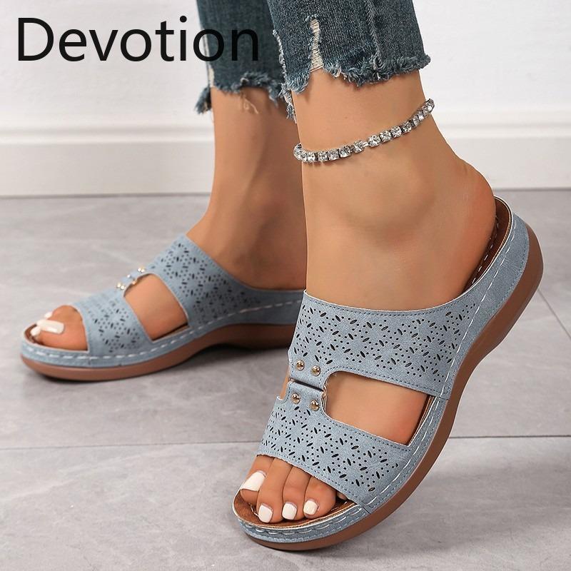 New Oversized Women's Shoes and Slippers with Hollowed-out Rivets and Wedge Heels Devotion