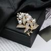 Elegant Versatile Light Luxury Corsage Brooch with Niche Design - Anti-Exposure Pin